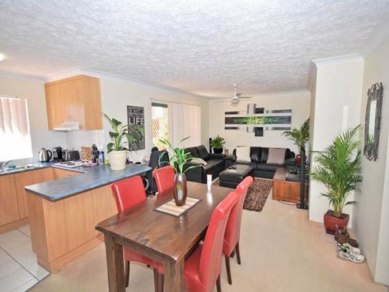 6 “Villa Mermaide” 2340 Gold Coast Hwy, Mermaid Beach QLD 4218
