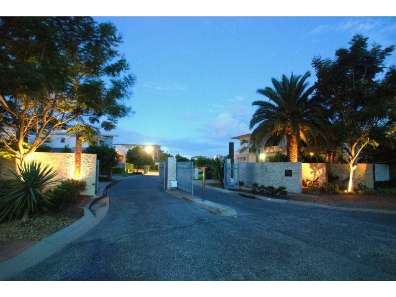 25 Nicklaus Court, Merrimac QLD 4226