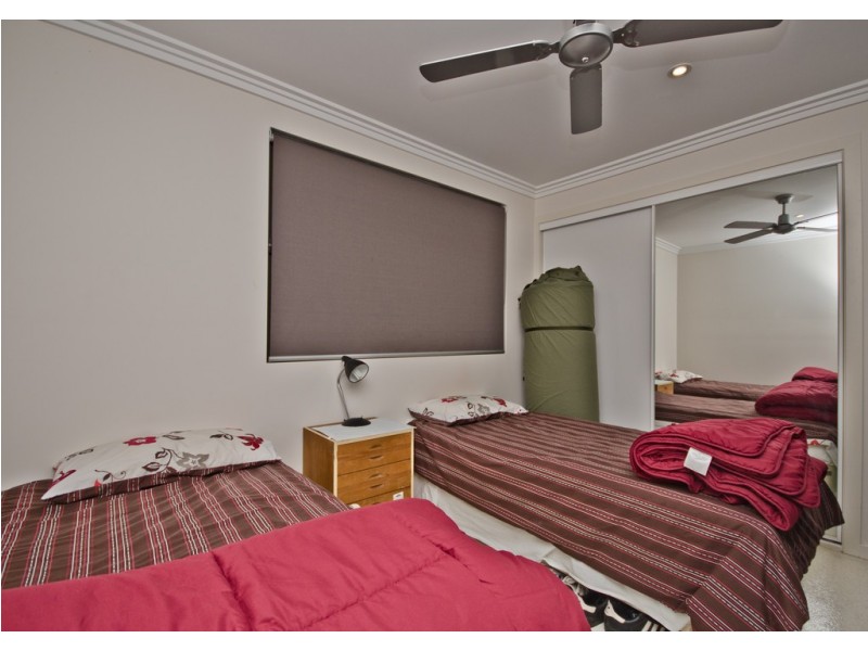 36 Kuranga Avenue, Southport QLD 4215