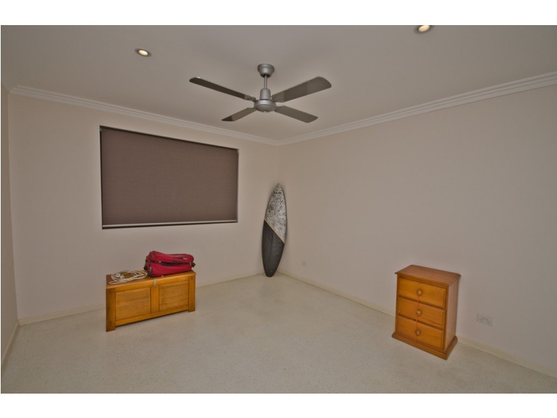 36 Kuranga Avenue, Southport QLD 4215