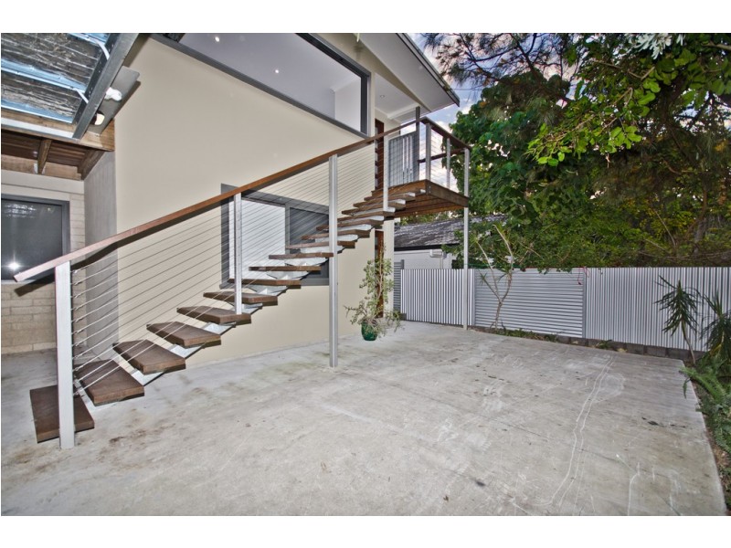 36 Kuranga Avenue, Southport QLD 4215