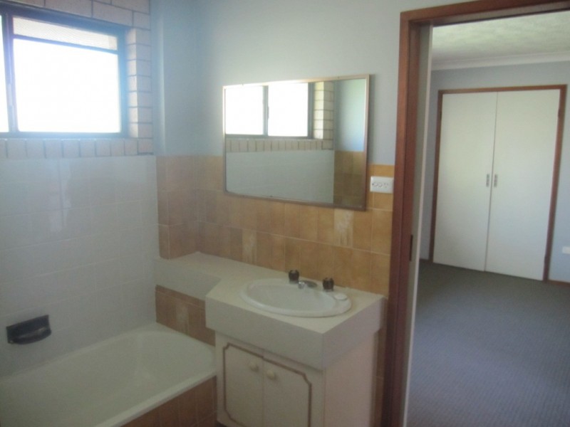 13/53 Duet Dr, Mermaid Waters QLD 4218