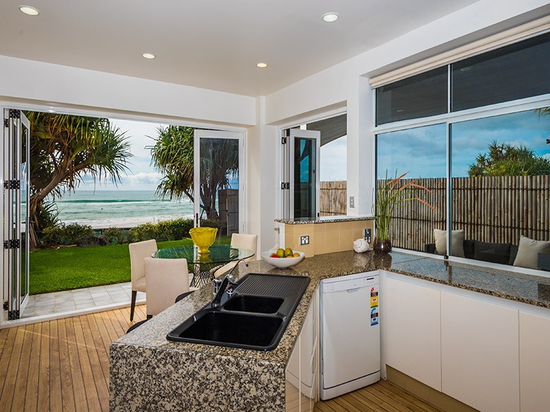 79 Jefferson Lane, Palm Beach QLD 4221