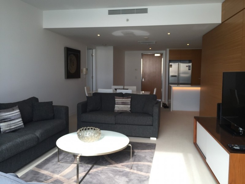 23602/4-26 Charles Ave “Oracle”, Broadbeach QLD 4218