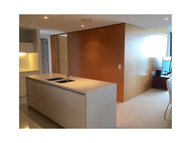 23602/4-26 Charles Ave “Oracle”, Broadbeach QLD 4218