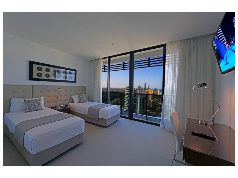23602/4-26 Charles Ave “Oracle”, Broadbeach QLD 4218