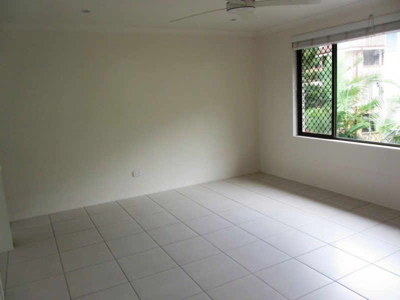 6/5 Jubilee Avenue, Broadbeach QLD 4218