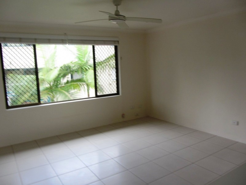 6/5 Jubilee Avenue, Broadbeach QLD 4218