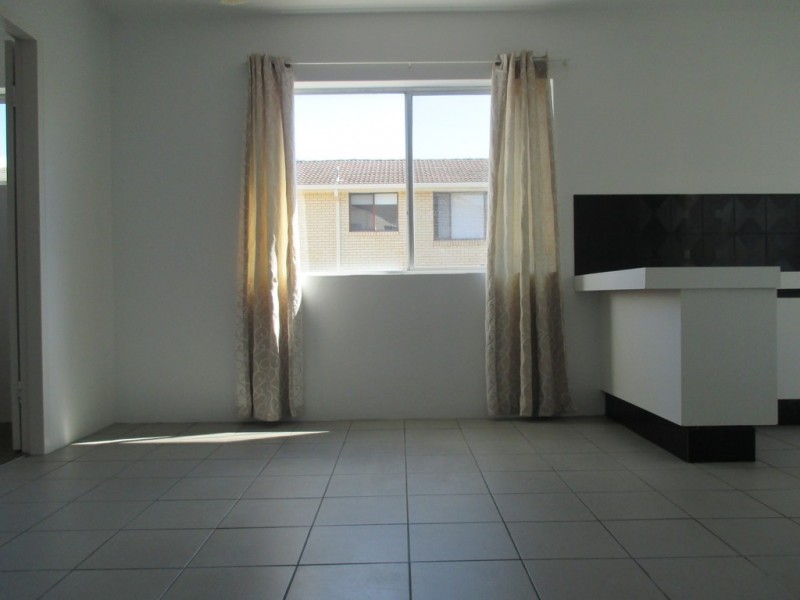 8/282 Marine Parade, Labrador QLD 4215