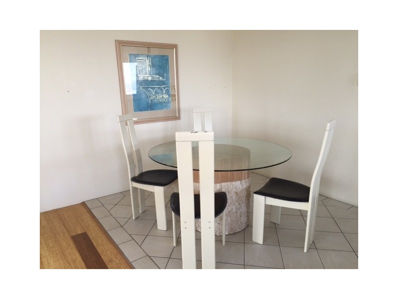 29D/4 Old Burleigh Road, Surfers Paradise QLD 4217