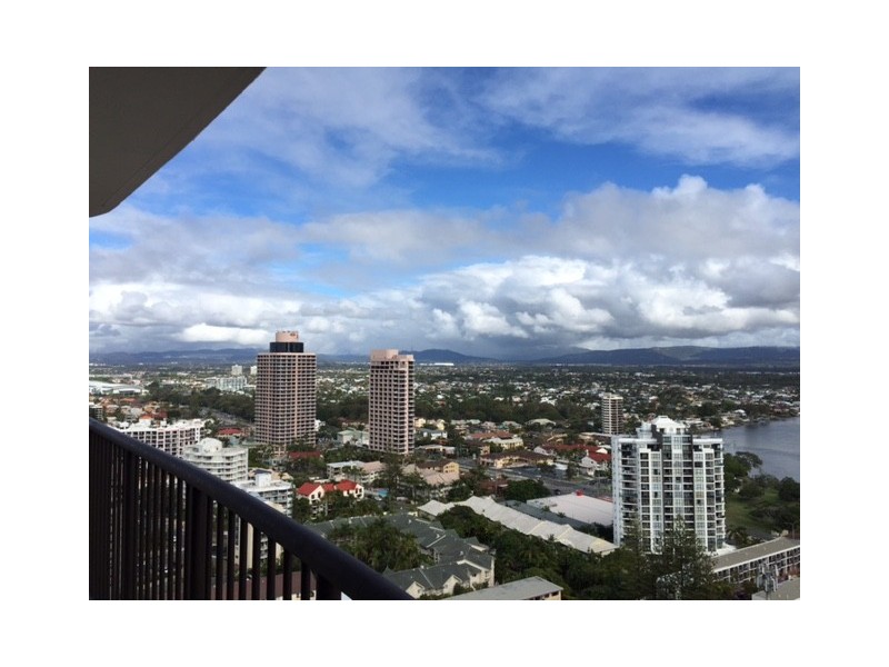29D/4 Old Burleigh Road, Surfers Paradise QLD 4217