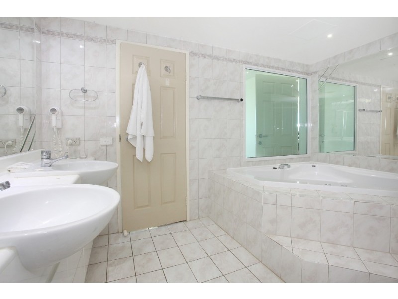 12 ‘Carmel By The Sea’, 177 Old Burleigh Road, Broadbeach QLD 4218