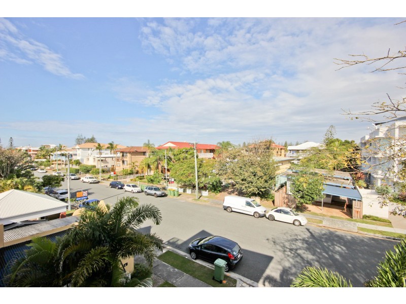 2/41 Peerless Ave, Mermaid Beach QLD 4218