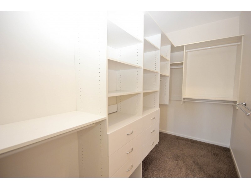 2/41 Peerless Ave, Mermaid Beach QLD 4218