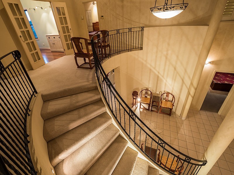 25 Sir Bruce Small Blvd, Benowa Waters QLD 4217