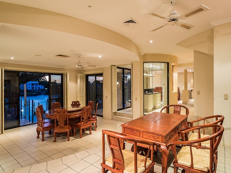 25 Sir Bruce Small Blvd, Benowa Waters QLD 4217