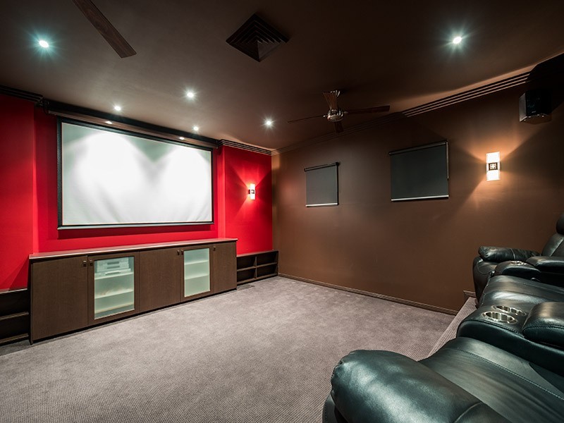 25 Sir Bruce Small Blvd, Benowa Waters QLD 4217