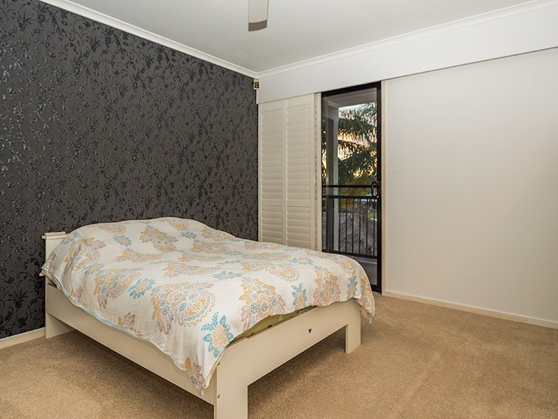 138 Amalfi Drive, Surfers Paradise QLD 4217