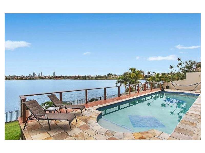 112 Sir Bruce Small Blvd, Benowa Waters QLD 4217