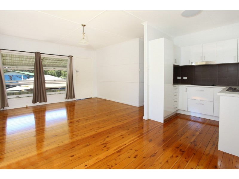 5 Margaret St, Southport QLD 4215