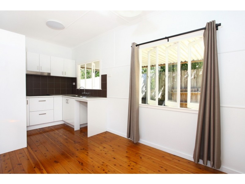 5 Margaret St, Southport QLD 4215