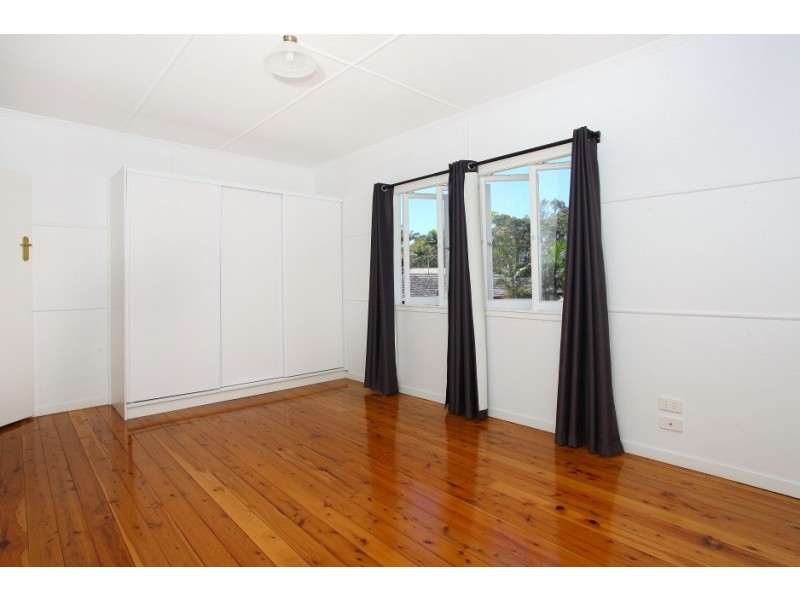 5 Margaret St, Southport QLD 4215