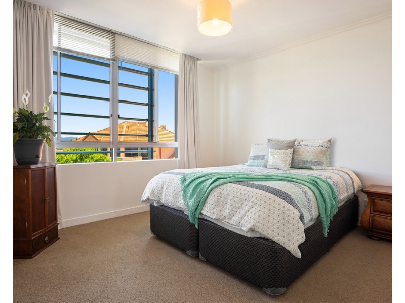 2301/33 T E Peters Drive ‘Freshwater Point’, Broadbeach Waters QLD 4218