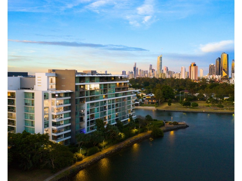 2301/33 T E Peters Drive ‘Freshwater Point’, Broadbeach Waters QLD 4218