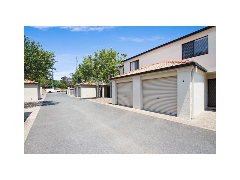 3/37-39 Harley Street, Labrador QLD 4215