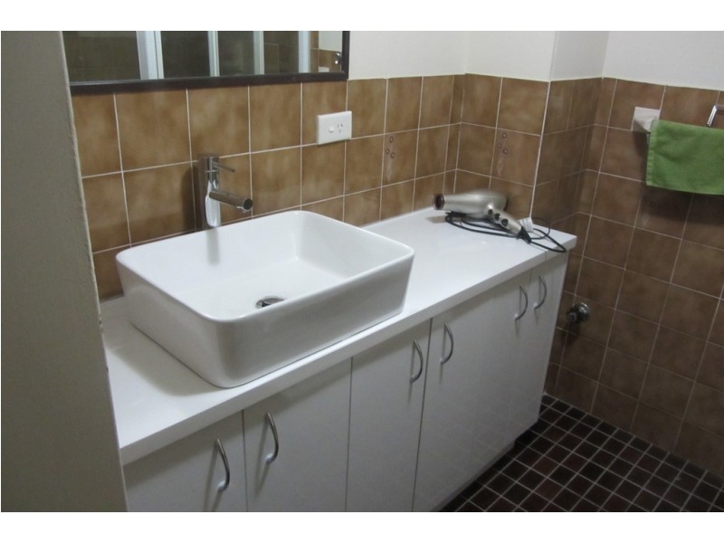 3/22 Britannia Avenue, Broadbeach QLD 4218