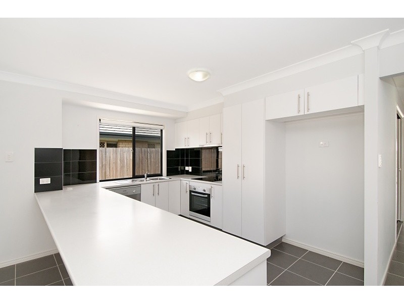 5 Beaumont Drive, Pimpama QLD 4209