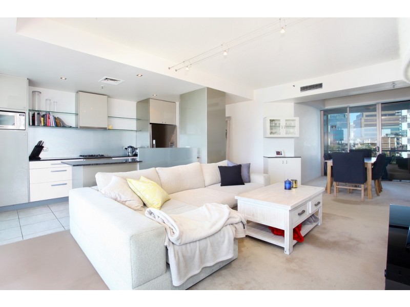 9 ‘Sentinel’ 40 – 42 Riverview Parade, Surfers Paradise QLD 4217