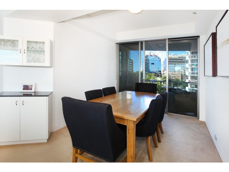 9 ‘Sentinel’ 40 – 42 Riverview Parade, Surfers Paradise QLD 4217
