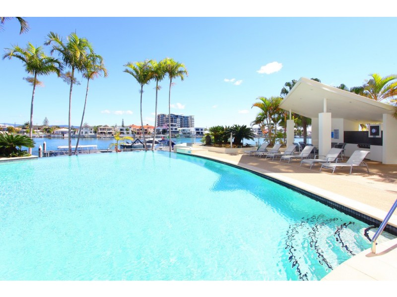 9 ‘Sentinel’ 40 – 42 Riverview Parade, Surfers Paradise QLD 4217
