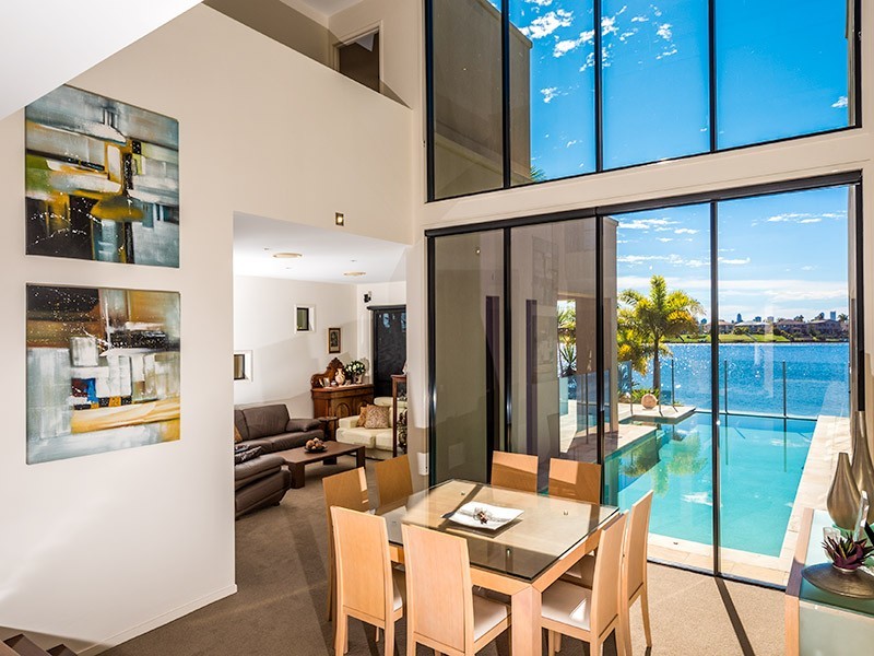 110 Sir Bruce Small Blvd, Benowa QLD 4217