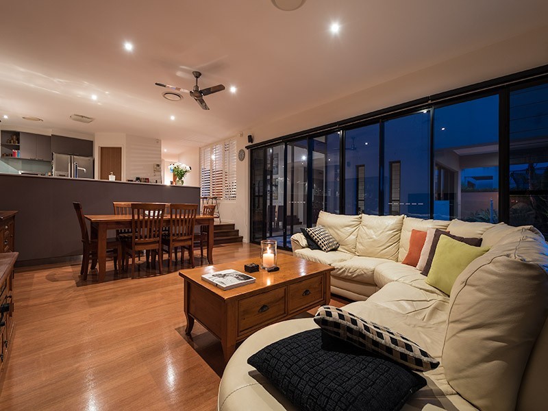 110 Sir Bruce Small Blvd, Benowa QLD 4217