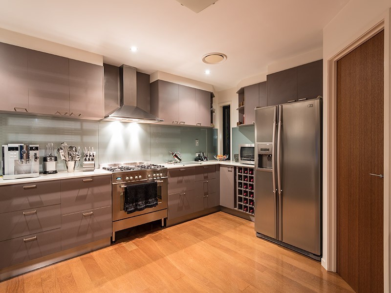110 Sir Bruce Small Blvd, Benowa QLD 4217