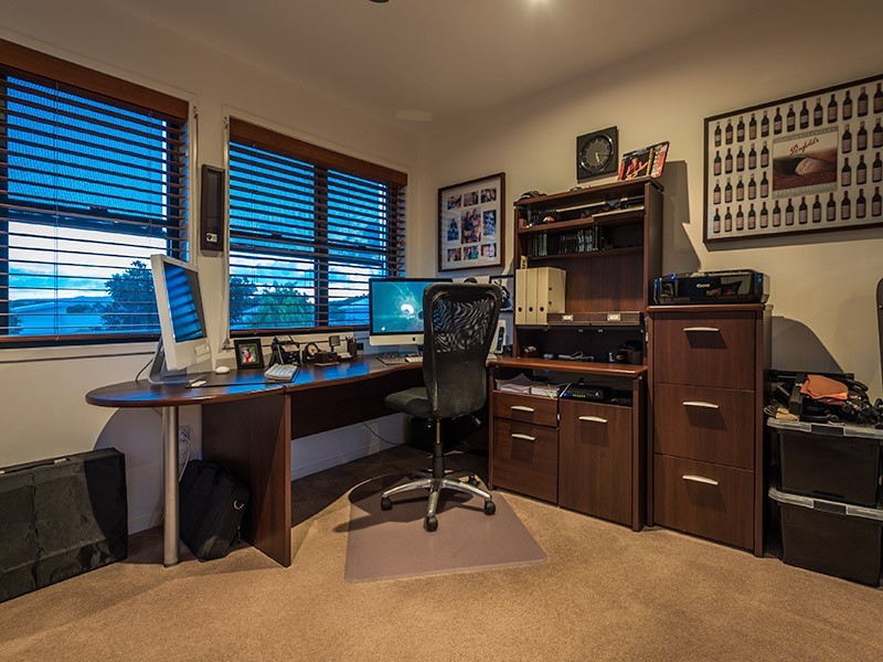 110 Sir Bruce Small Blvd, Benowa QLD 4217
