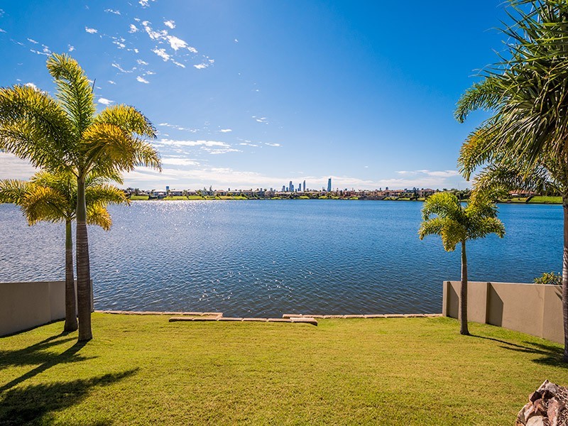 110 Sir Bruce Small Blvd, Benowa QLD 4217