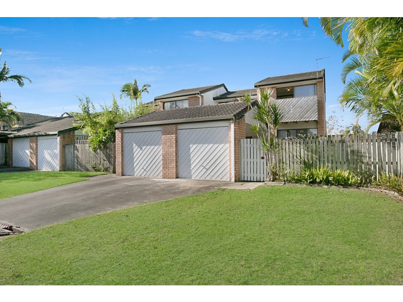 4/80 Christine Avenue, Burleigh Waters QLD 4220