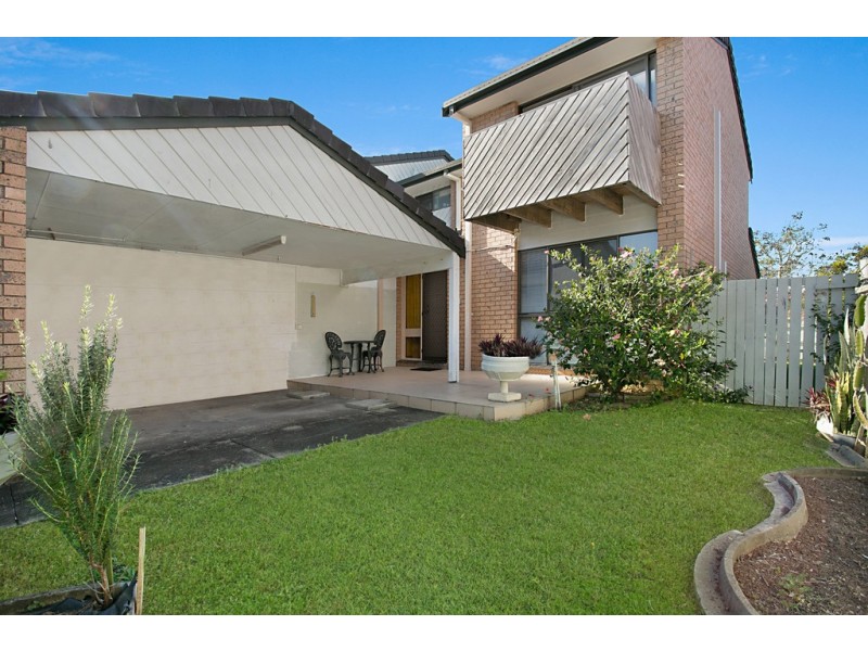 4/80 Christine Avenue, Burleigh Waters QLD 4220