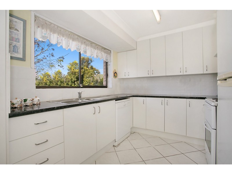 4/80 Christine Avenue, Burleigh Waters QLD 4220