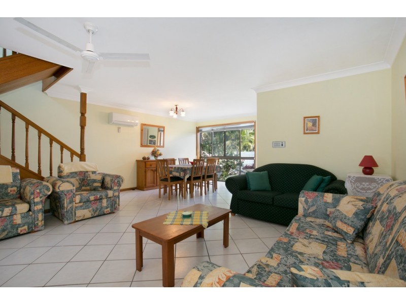 4/80 Christine Avenue, Burleigh Waters QLD 4220