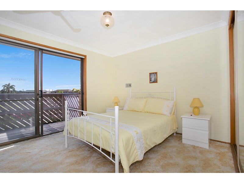 4/80 Christine Avenue, Burleigh Waters QLD 4220