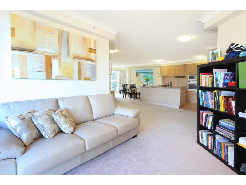 4 ‘Oceana on Broadbeach’ 100 Old Burleigh Road, Broadbeach QLD 4218