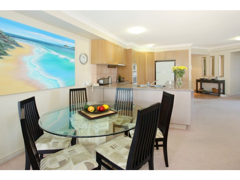 4 ‘Oceana on Broadbeach’ 100 Old Burleigh Road, Broadbeach QLD 4218