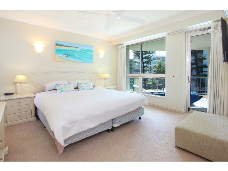 4 ‘Oceana on Broadbeach’ 100 Old Burleigh Road, Broadbeach QLD 4218