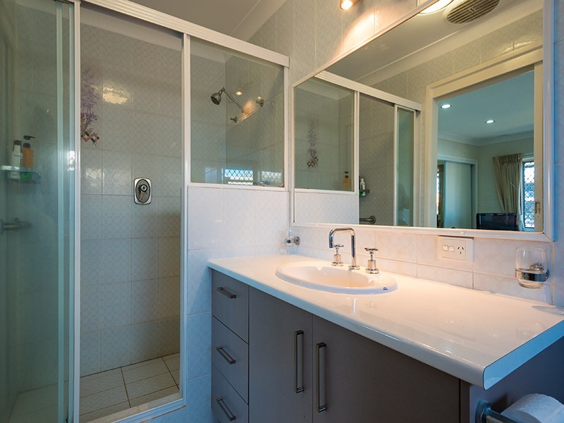 24 The Lido, Isle Of Capri QLD 4217
