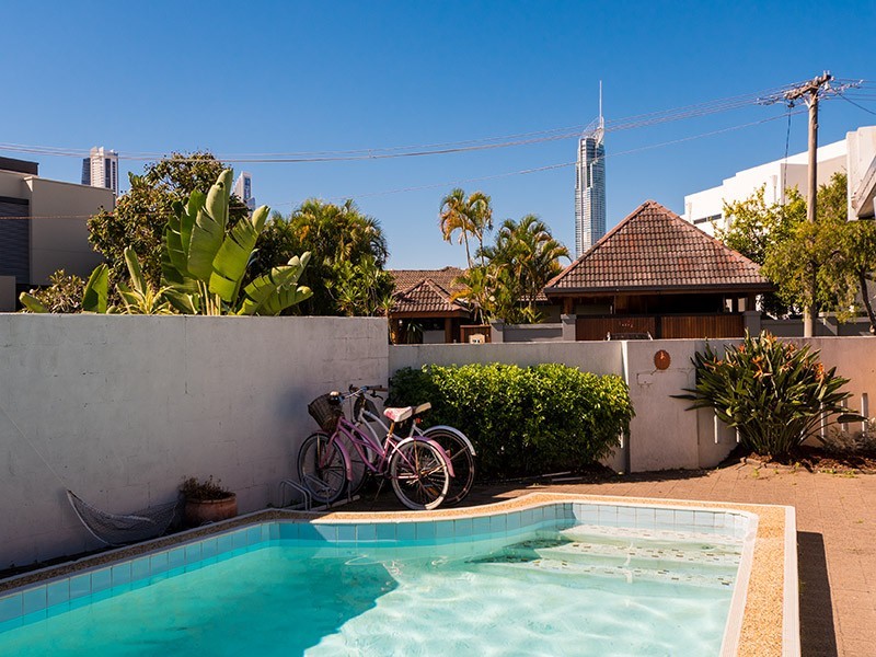 24 The Lido, Isle Of Capri QLD 4217