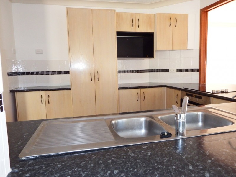 9 Barra Court, Merrimac QLD 4226